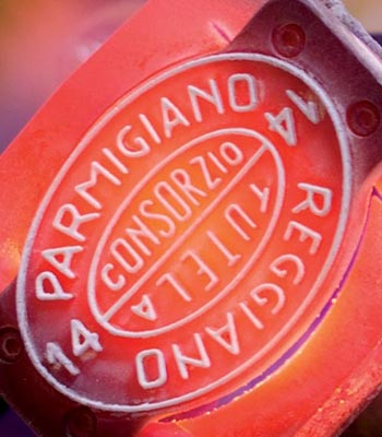 parmigiano-logo-articoli-simone-falcini parmigiano-logo-articoli-simone-falcini